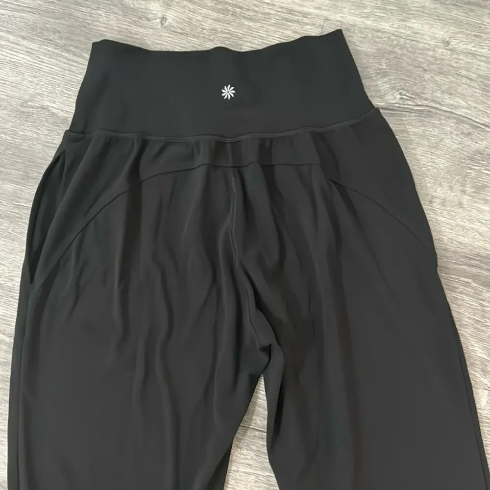 Athleta Salutation Black Lightweight Comfy Jogger in Powervita Size Medium - Picture 7 of 14